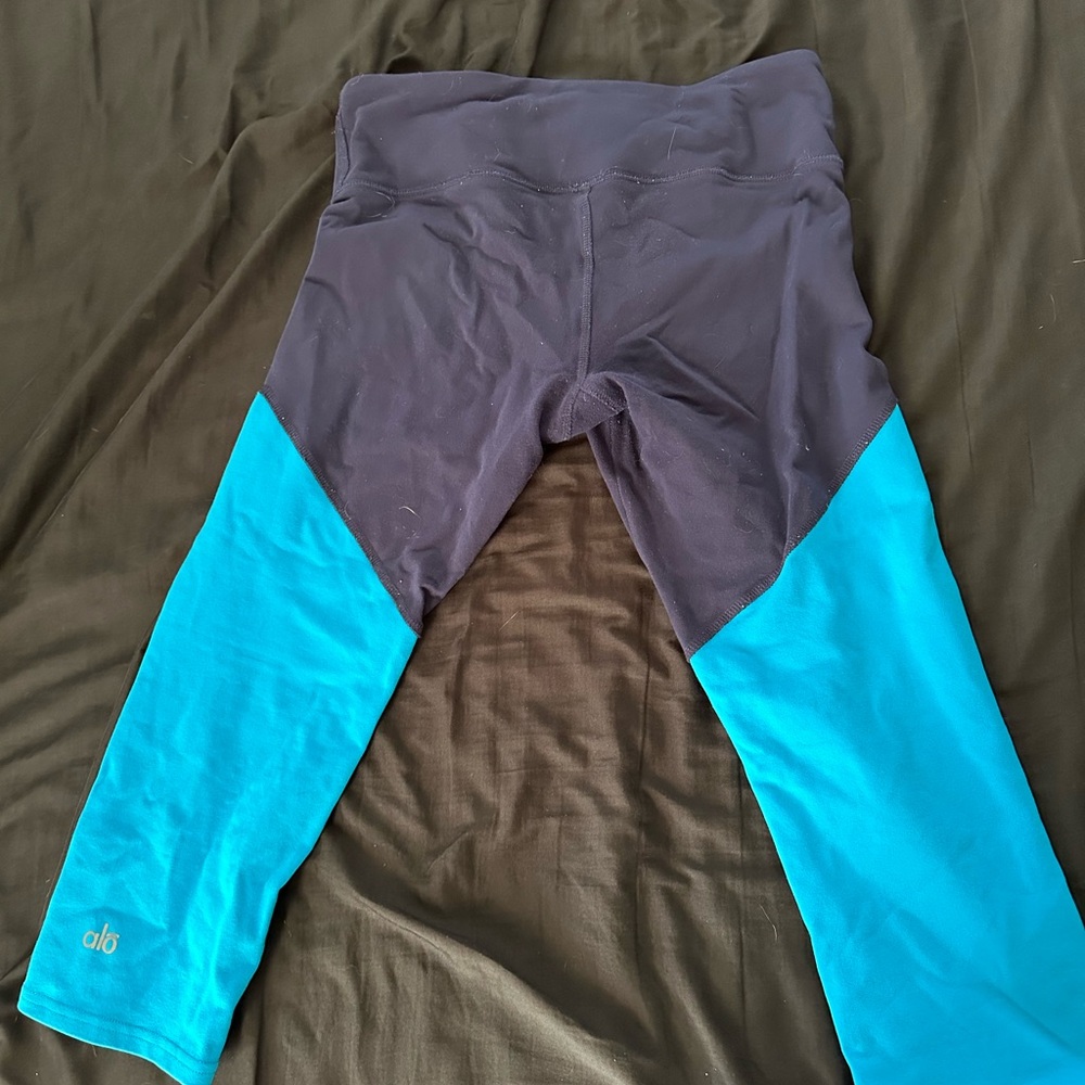 ALO Yoga Leggings - Navy and Blue - Size Small/Medium